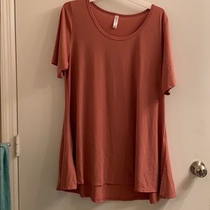 Lularoe top size 2xl